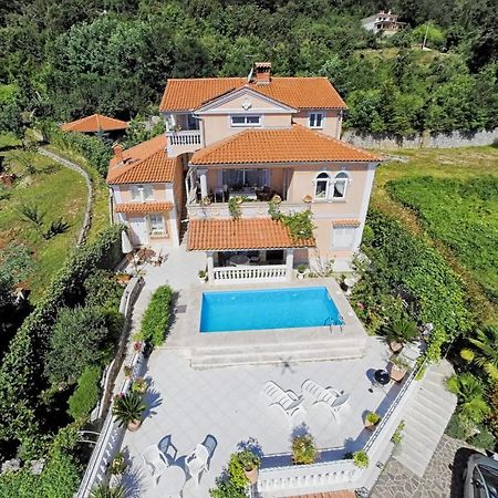 Family Friendly Apartments With A Swimming Pool Lovran, Opatija - 14178 Eksteriør billede