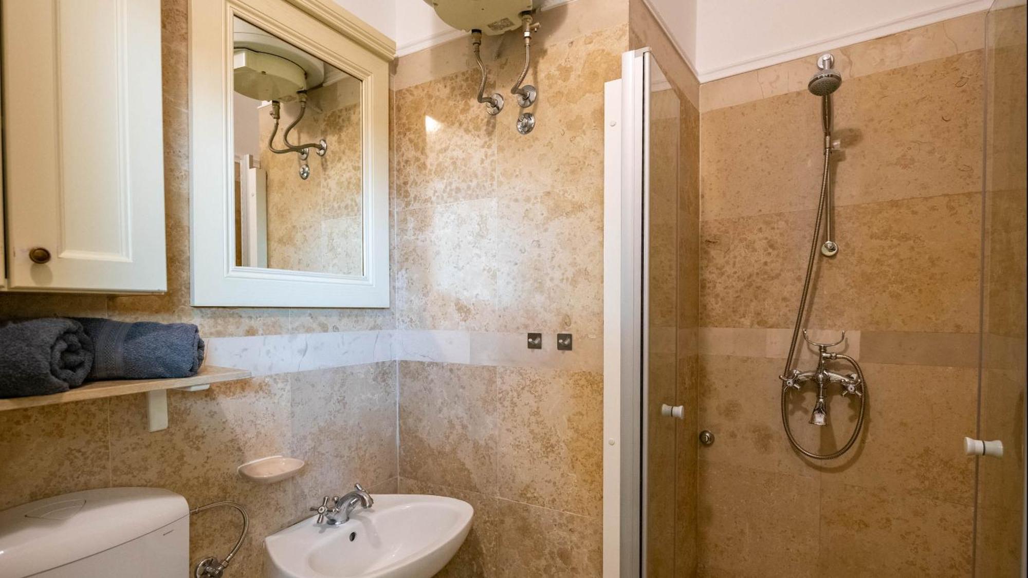 Family Friendly Apartments With A Swimming Pool Lovran, Opatija - 14178 Eksteriør billede