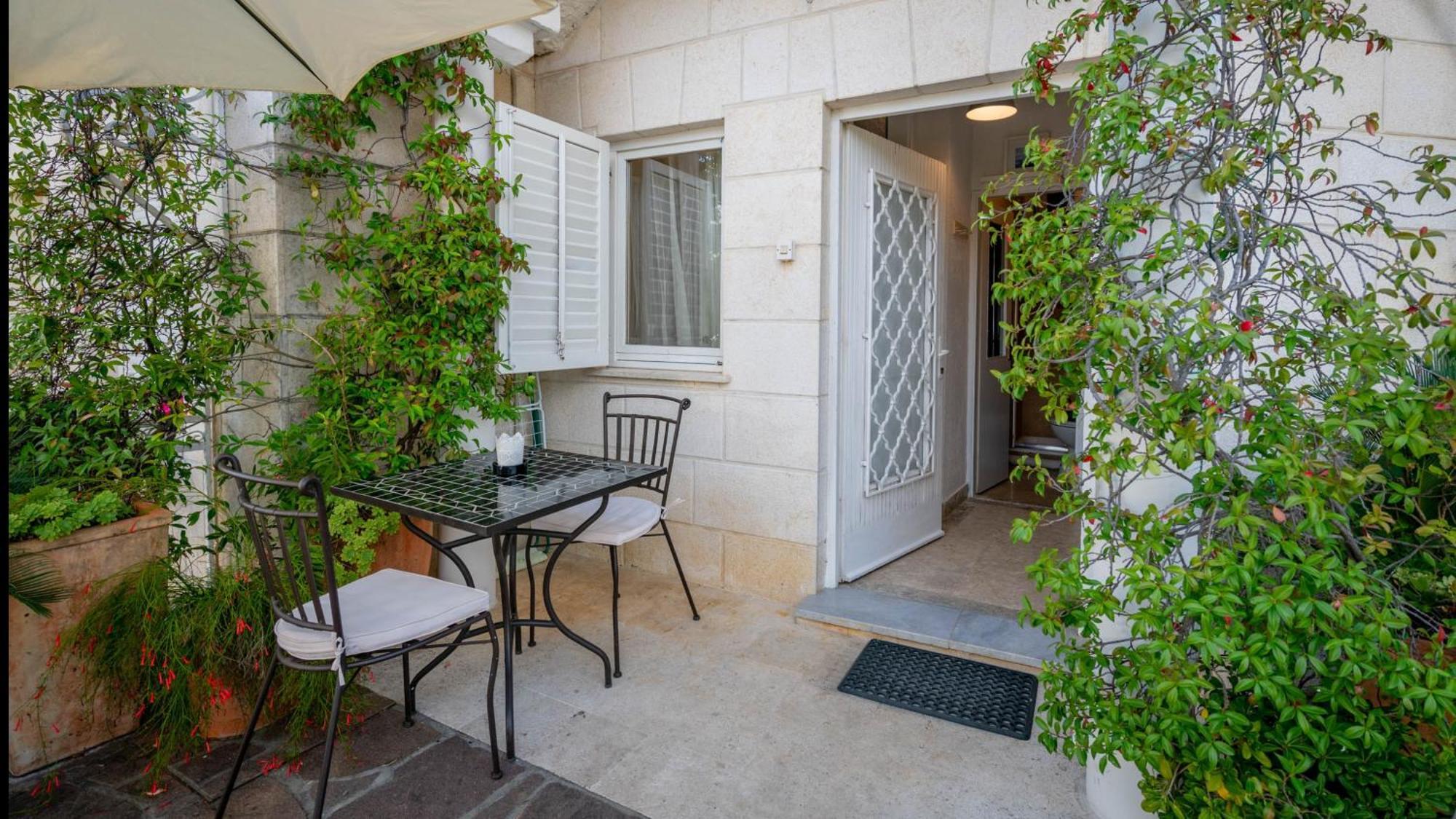 Family Friendly Apartments With A Swimming Pool Lovran, Opatija - 14178 Eksteriør billede