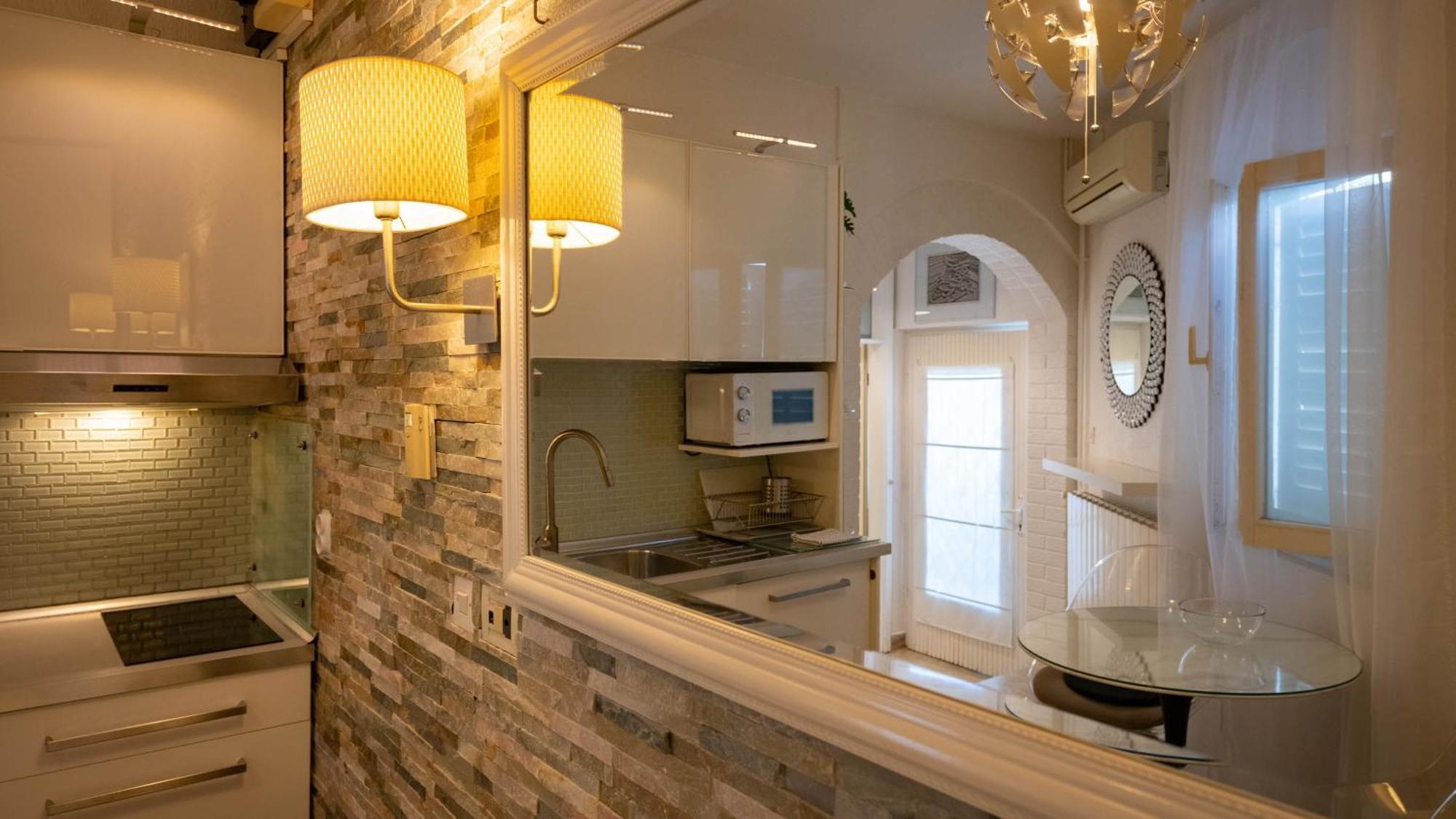 Family Friendly Apartments With A Swimming Pool Lovran, Opatija - 14178 Værelse billede